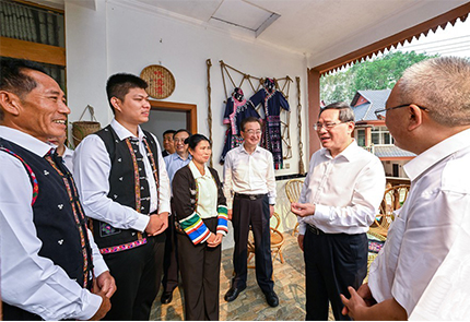 李強(qiáng)在廣西、云南調(diào)研